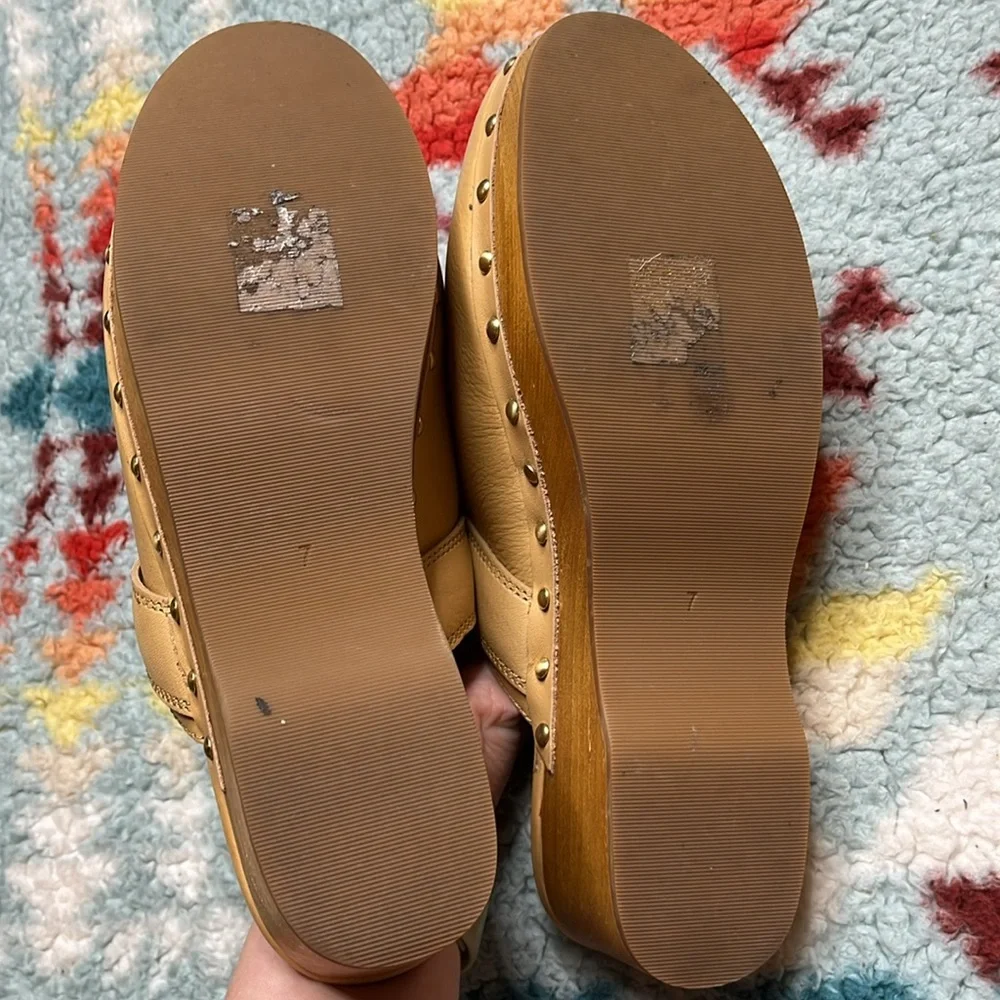 Madewell Cecily oiled leather clogs - Picture 7 of 8